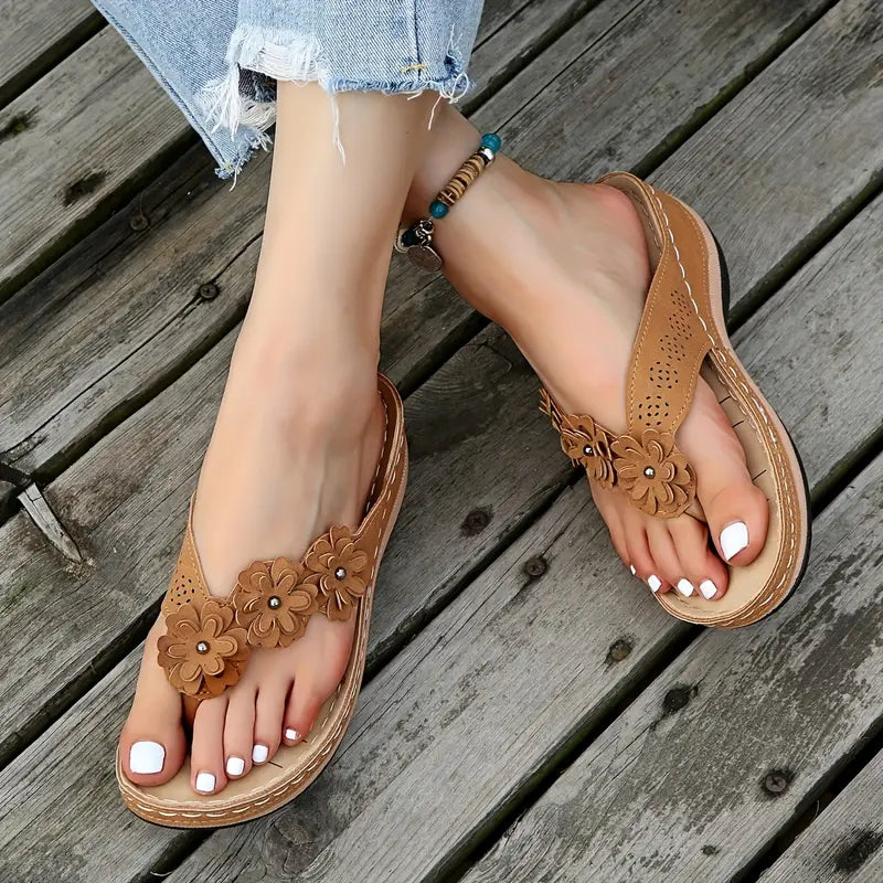 Lucy - Comfortable Sandals