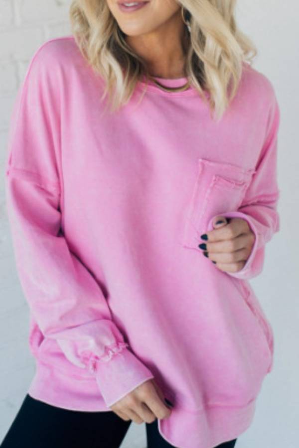 Distressed washed loose pocket sweatshirt