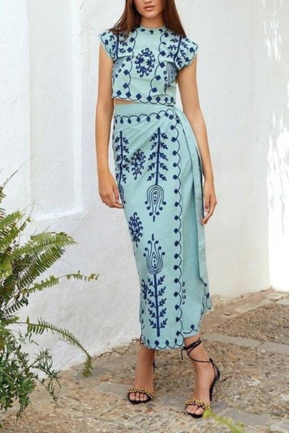 Elegant Women Ethnic Embroidered Two-Piece Skirt Set