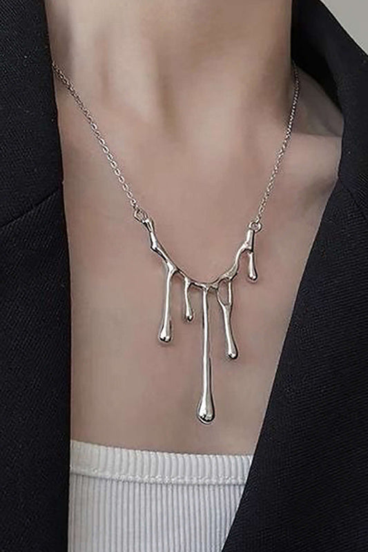 Drop-shaped Necklace