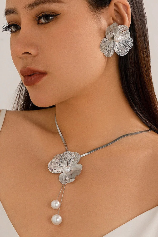 Faux Pearl Decor Oversize Floral Alloy Stud Earrings