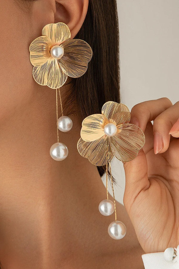 Faux Pearl Decor Oversize Floral Alloy Stud Earrings