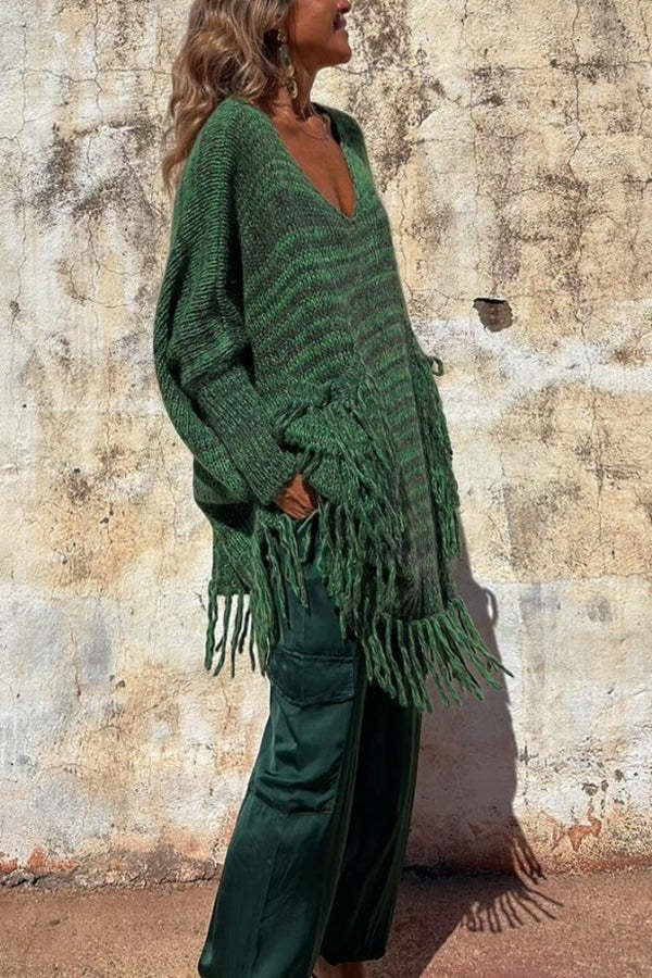 Elegant long-sleeved tassel dress