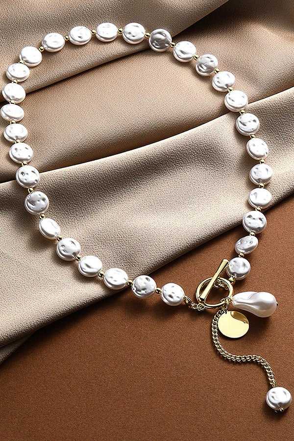 Elegant and Versatile Baroque Pearl Necklace